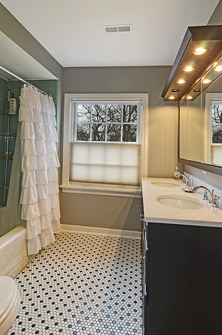 337 Forest Road Hinsdale, IL 60521 - Photo 19 of 25
