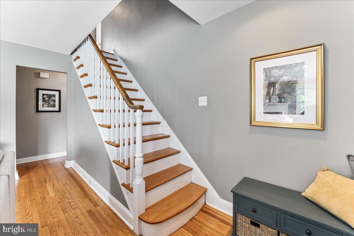 400 Southcroft Road Springfield, PA 19064 - Photo 21 of 44 a view of a hallway with staircase