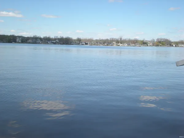 $1,850 | 520 Ln 150H Hamilton Lake, Hamilton, IN 46742