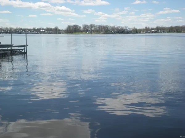 $1,850 | 520 Ln 150H Hamilton Lake, Hamilton, IN 46742