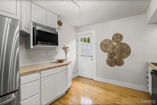 $144,900 | 9112 West Swan Circle, Brentwood, MO 63144