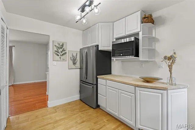 $144,900 | 9112 West Swan Circle, Brentwood, MO 63144