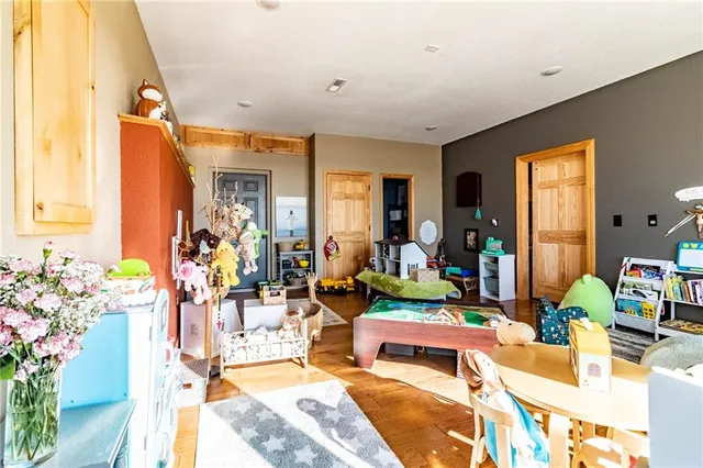 $580,000 | 1193 Southeast 23 Highway, Windsor, MO 65360