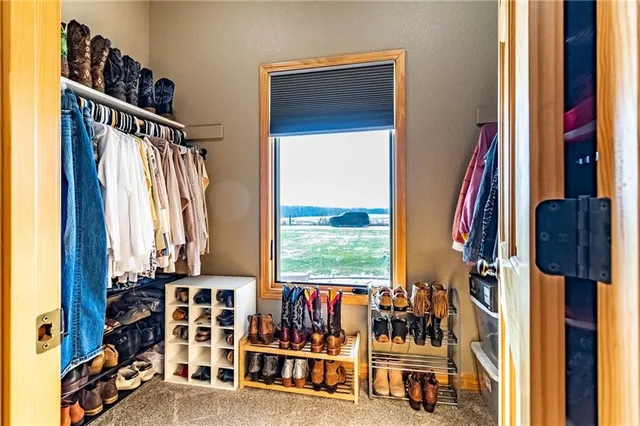 $580,000 | 1193 Southeast 23 Highway, Windsor, MO 65360