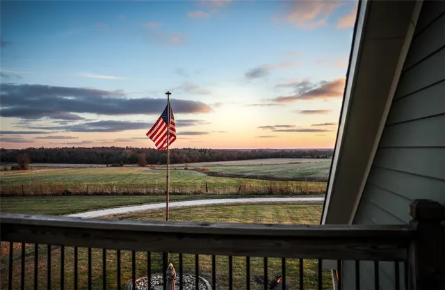 $580,000 | 1193 Southeast 23 Highway, Windsor, MO 65360