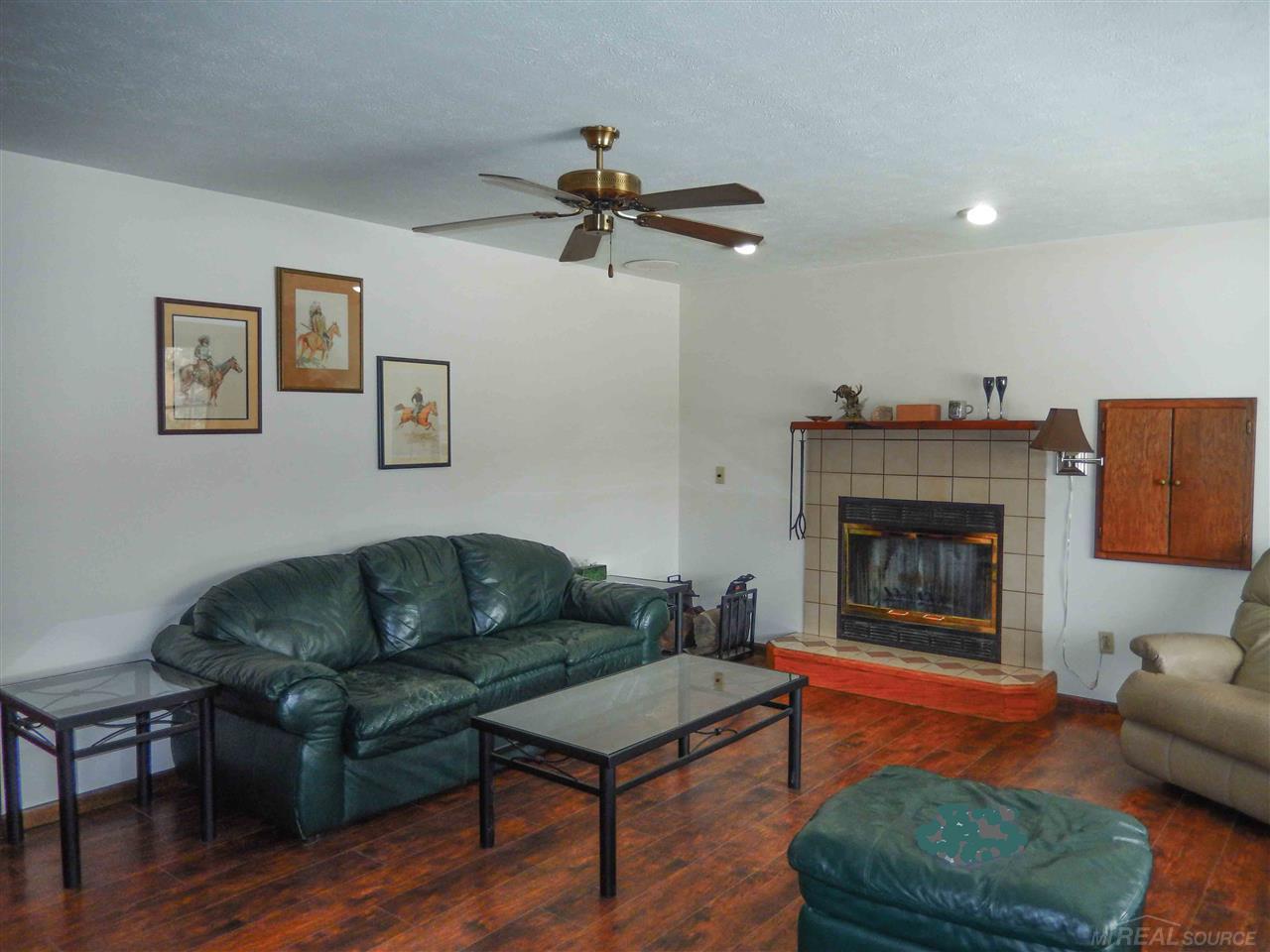 1398 North Vincent Road Ovid, MI 48866 - Photo 14 of 55 31311835-13.JPG