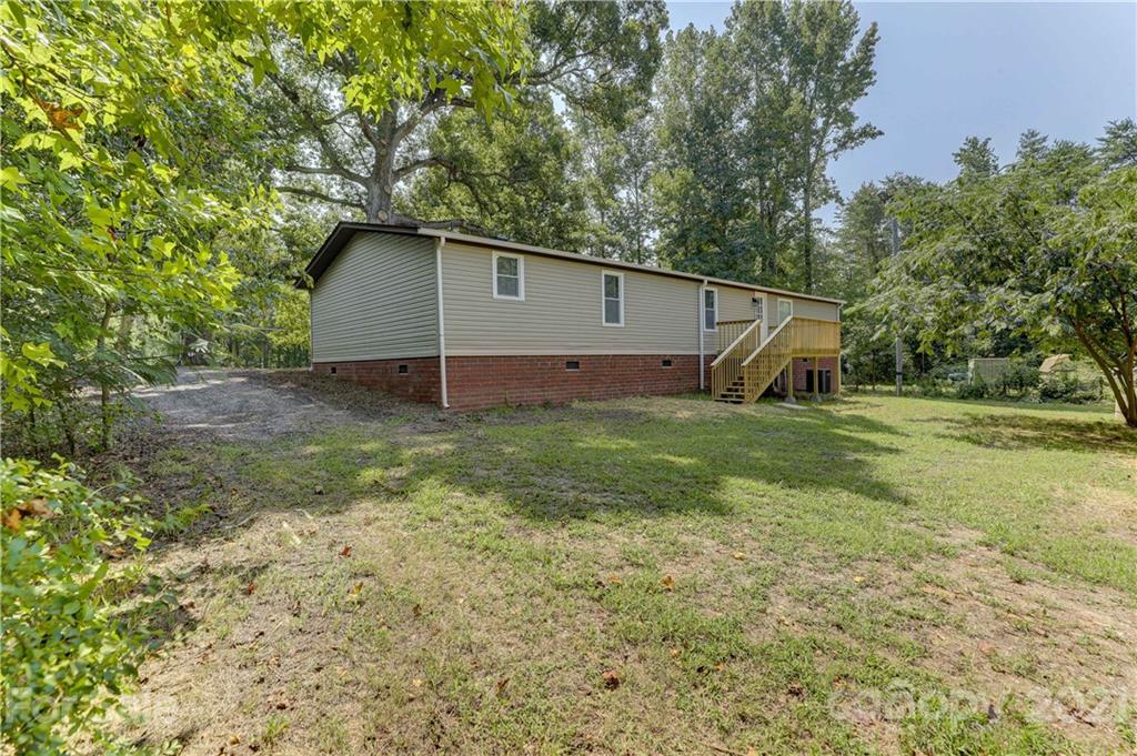 179 Davidson Road Clover, SC 29710 - Photo 25 of 31 a view of a backyard