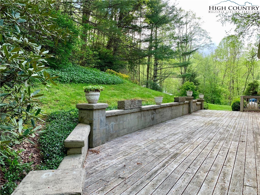 473 Schaffer Road Boone, NC 28607 - Photo 9 of 49 Gallery Image 9