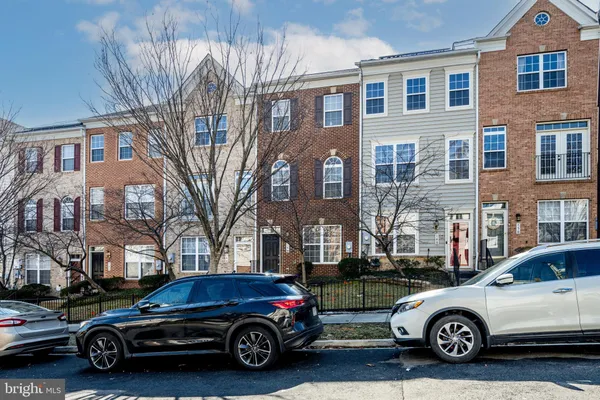 $455,000 | 146 Danbury Street Southwest, Washington, DC 20032