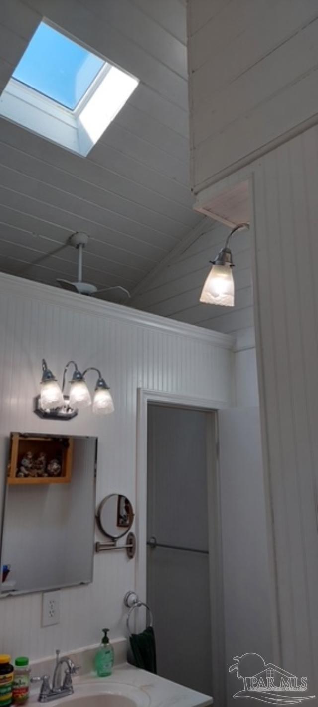 9351 Brunson Road Pensacola, FL 32514 - Photo 18 of 21 Hall bath with skylight
