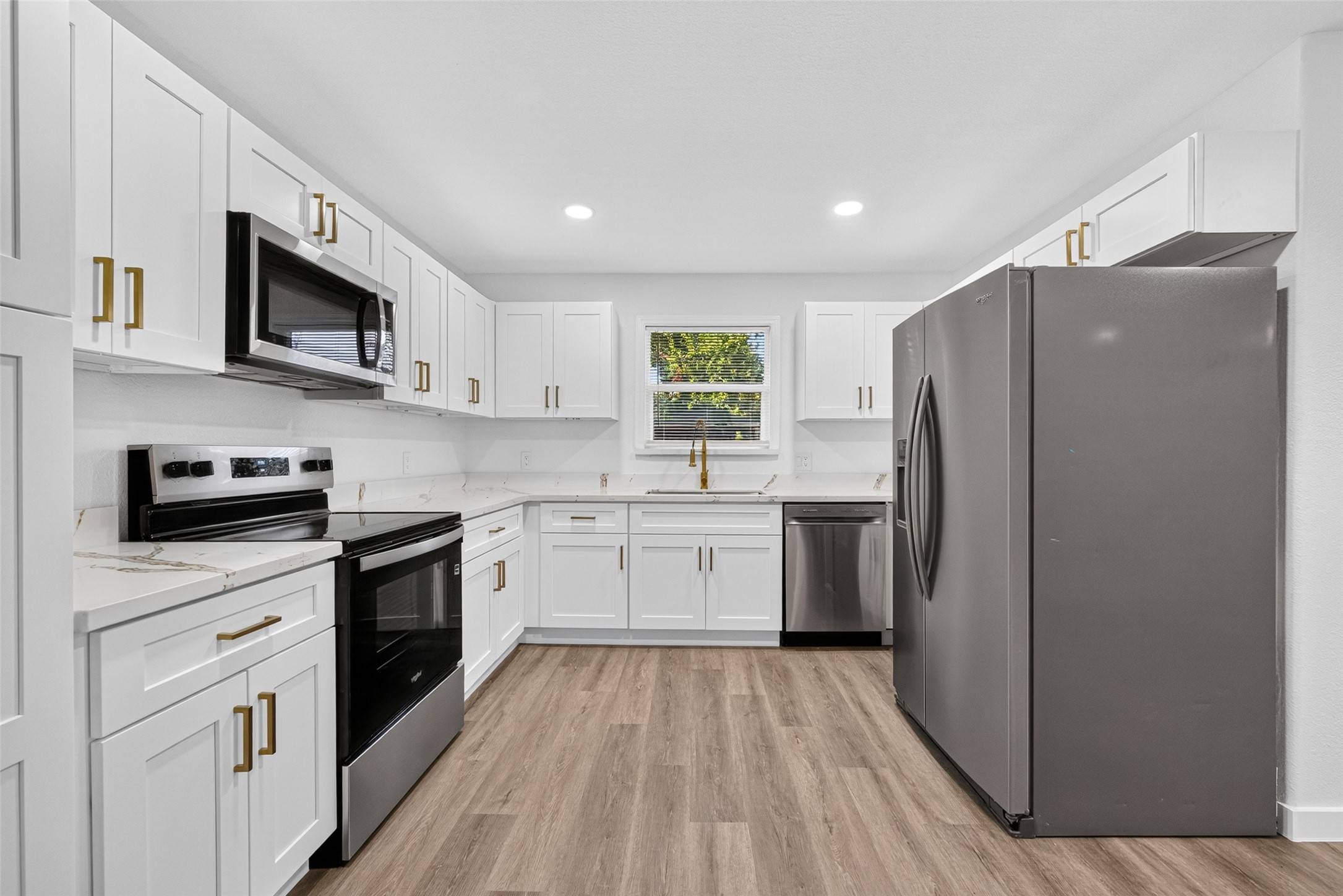 3923 Alberta Street Houston, TX 77021 - Photo 8 of 21 Gorgeous kitchen!