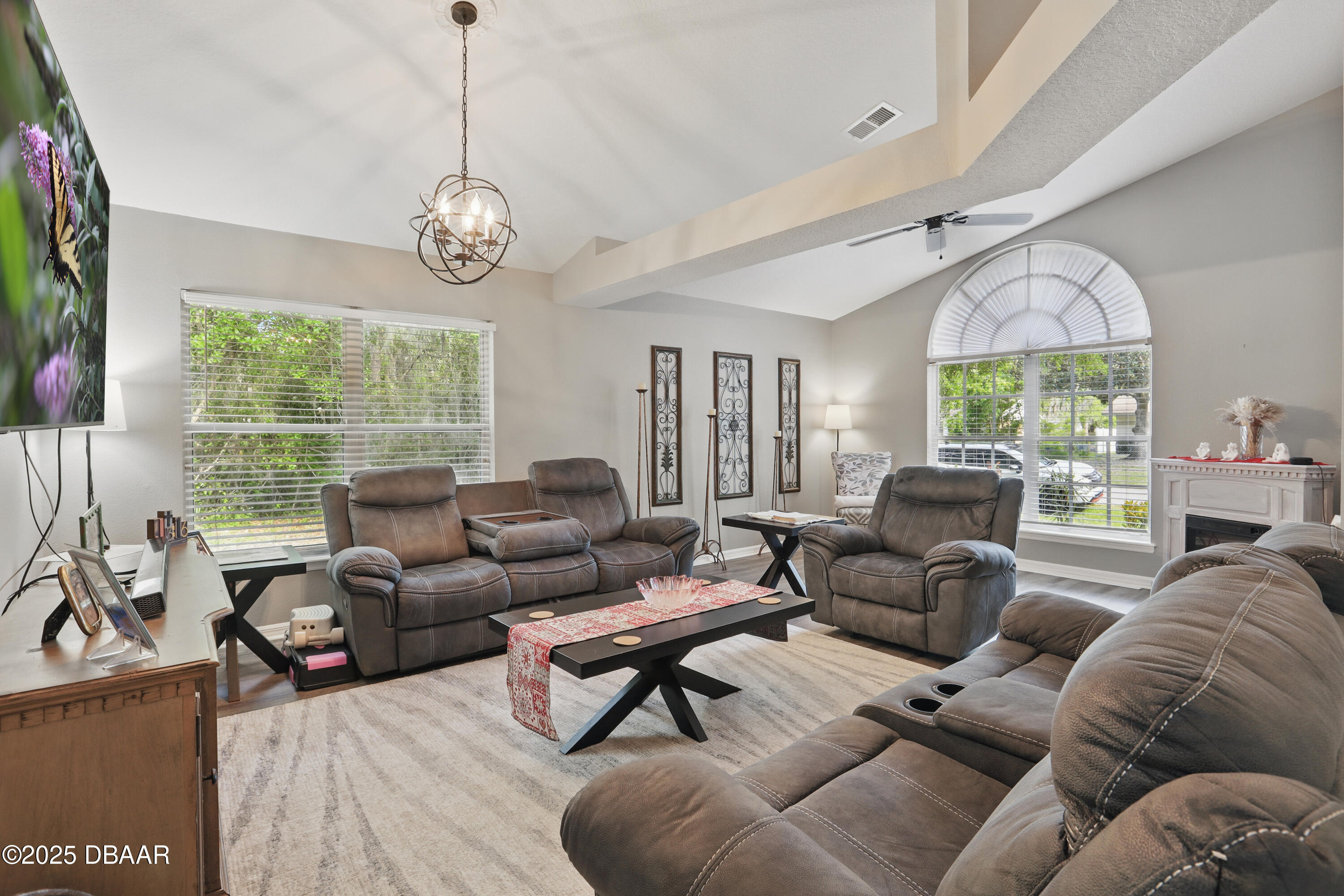 236 Toms Road DeBary, FL 32713 - Photo 10 of 41 236 Toms Rd013