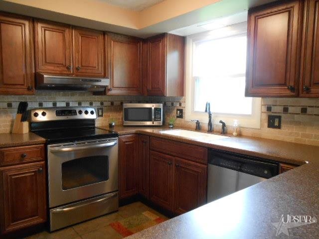 9423 Illinois Road Fort Wayne, IN 46804 - Photo 5 of 18 Gallery Image 5
