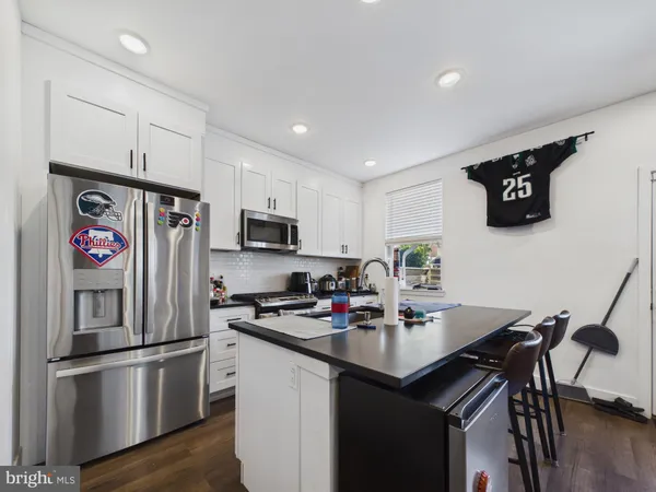$5,950 | 256 North 32nd Street, Unit 1, Philadelphia, PA 19104