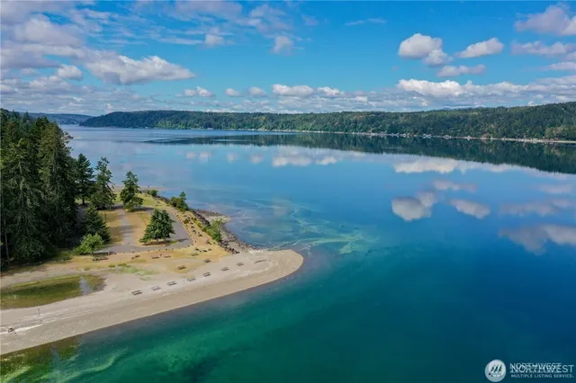 $398,000 | 151 East Kingsley Place, Belfair, WA 98528