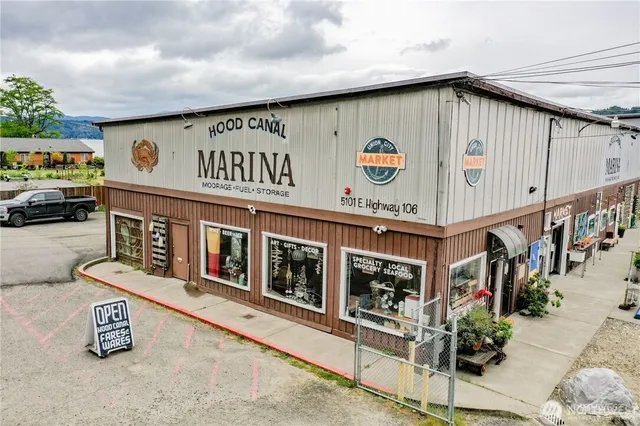 $398,000 | 151 East Kingsley Place, Belfair, WA 98528