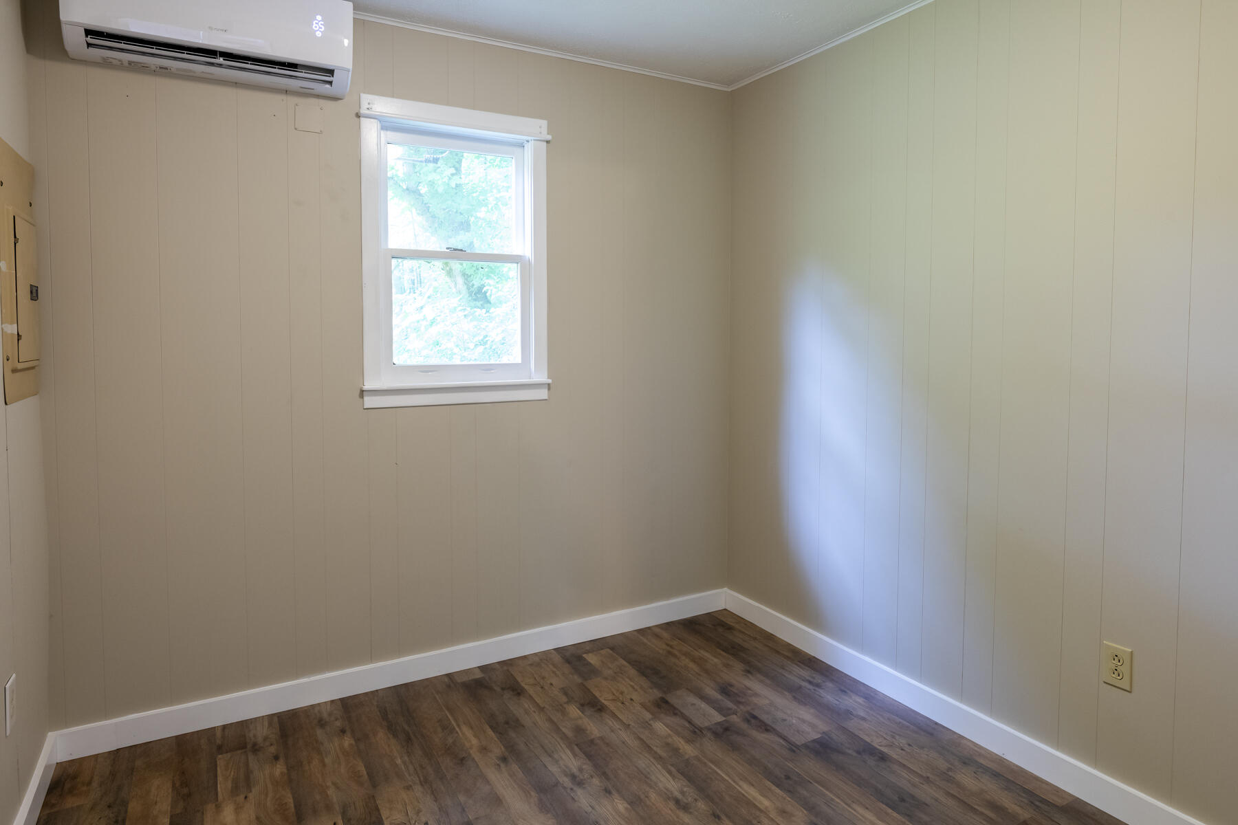 9557 Chestnut Ridge Road Eidson, TN 37731 - Photo 13 of 33 _8504992-Edit