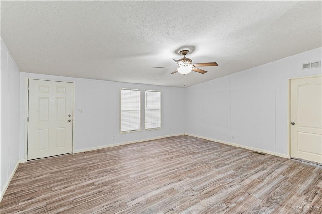 215 South Valley View Road, Unit 252 Donna, TX 78537 - Photo 7 of 19