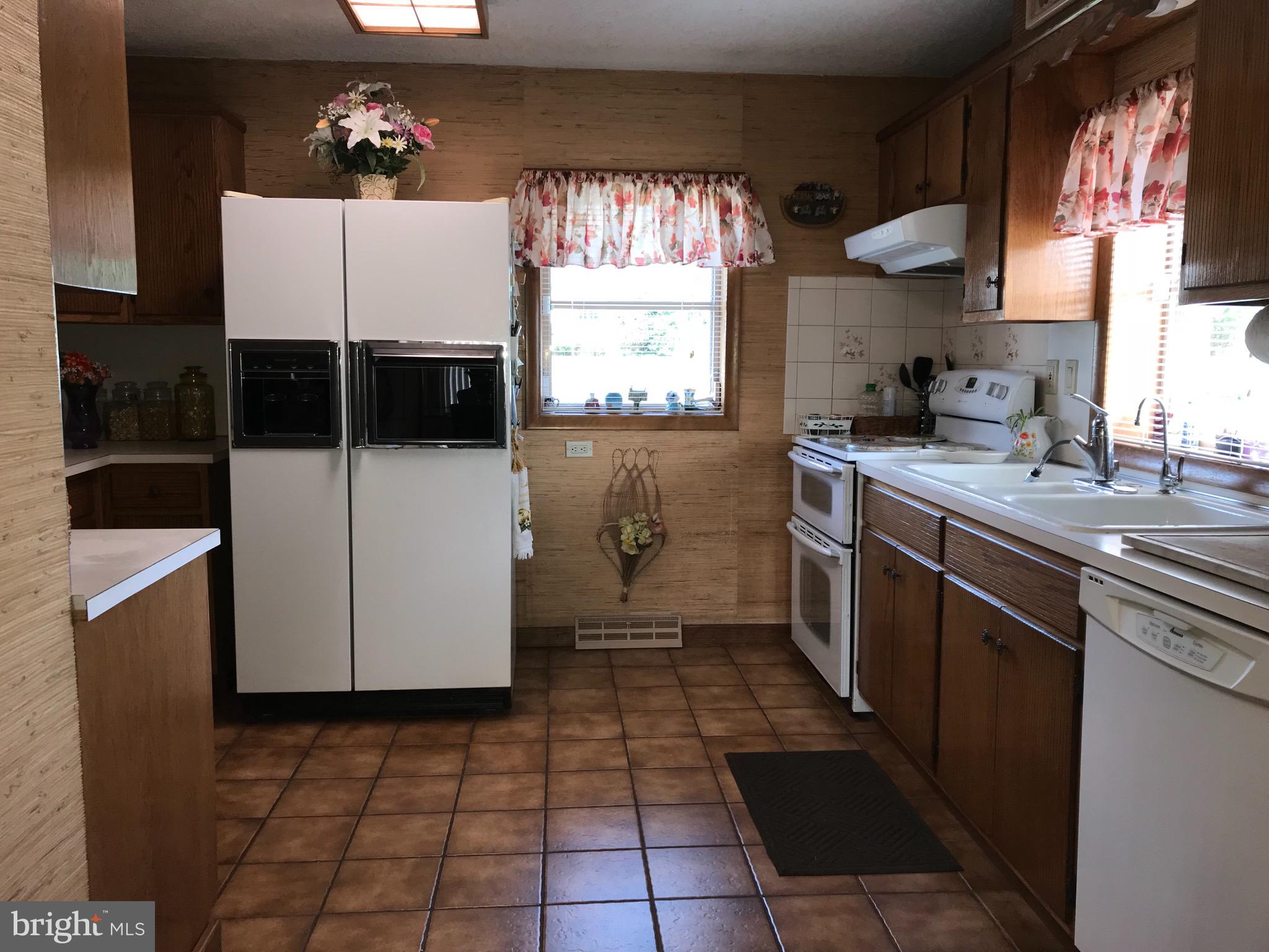 1350 Logan Street Reading, PA 19607 - Photo 17 of 50 Gallery Image 17