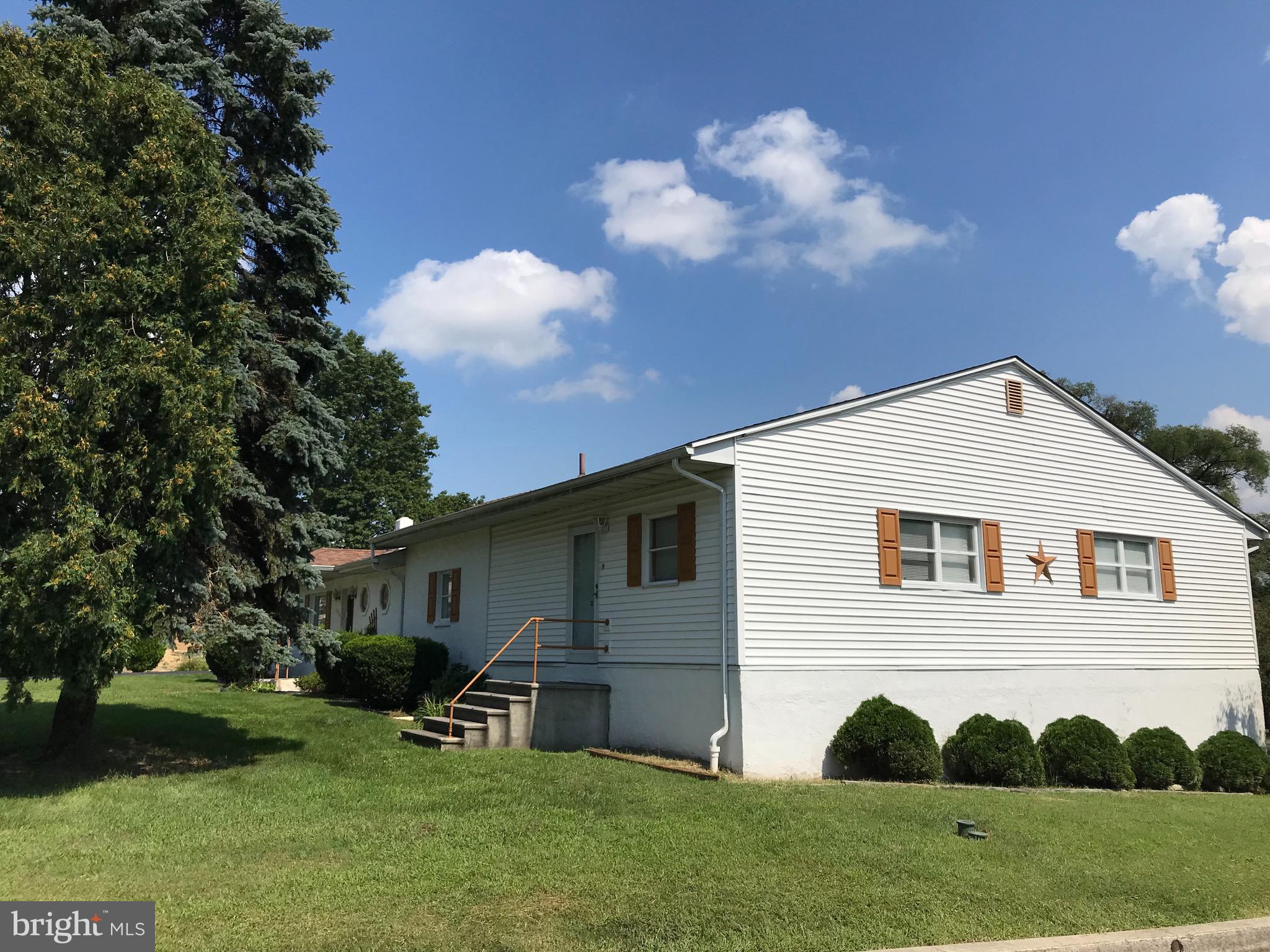 1350 Logan Street Reading, PA 19607 - Photo 5 of 50 Gallery Image 5