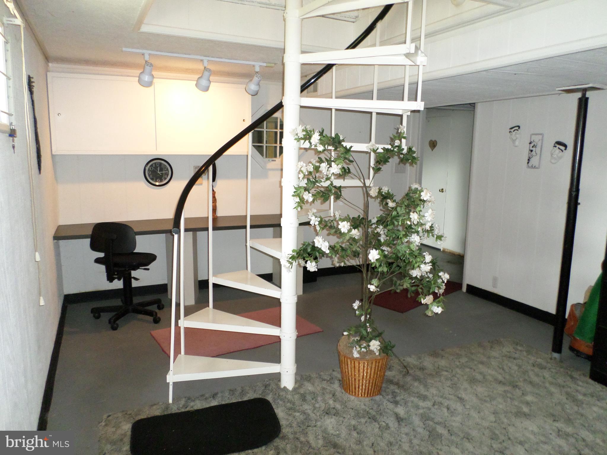 1350 Logan Street Reading, PA 19607 - Photo 44 of 50 Office
