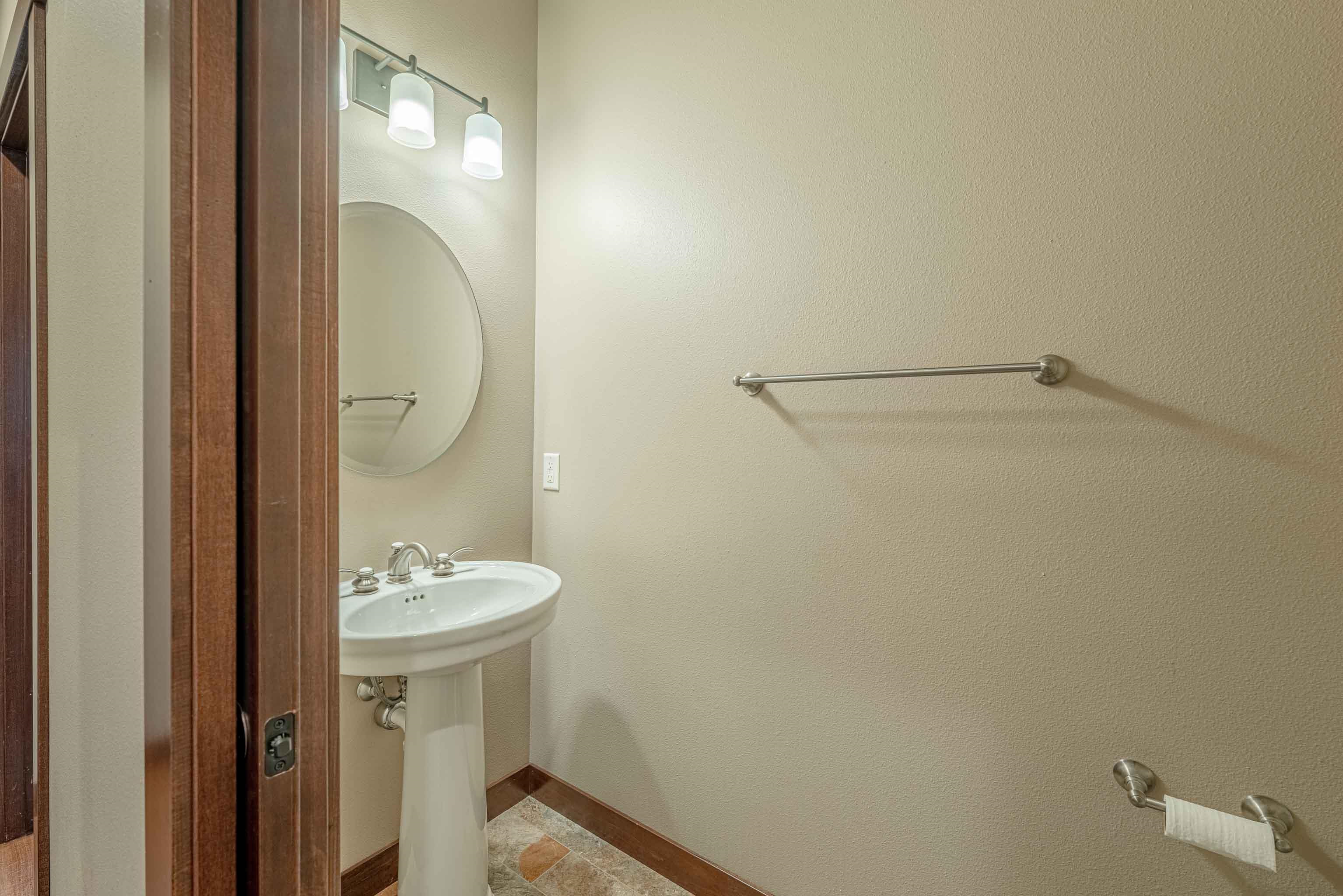 7598 Driftless Rdg Way Verona, WI 53593 - Photo 12 of 86