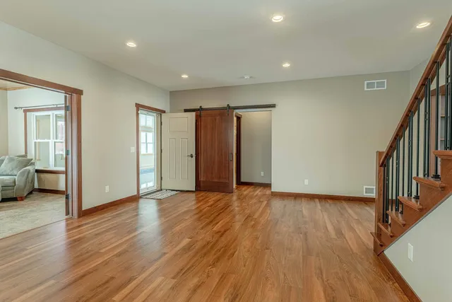 $2,000,000 | 7598 Driftless Rdg Way, Verona, WI 53593