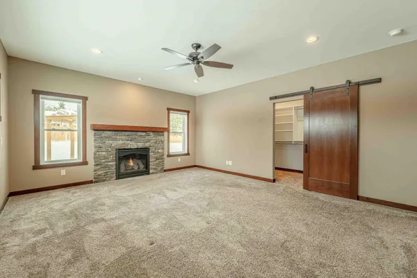 $2,000,000 | 7598 Driftless Rdg Way, Verona, WI 53593