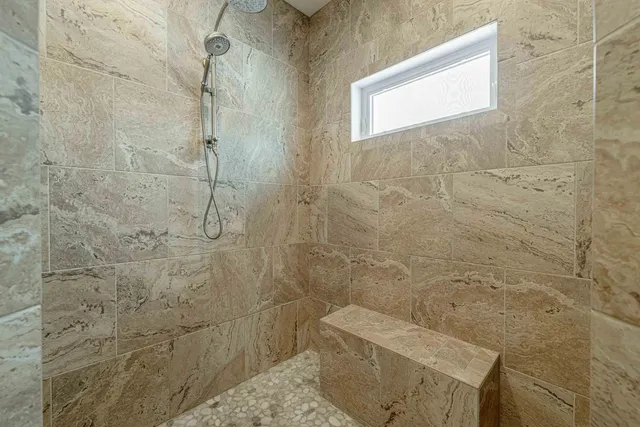 $2,000,000 | 7598 Driftless Rdg Way, Verona, WI 53593