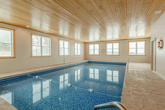 $2,000,000 | 7598 Driftless Rdg Way, Verona, WI 53593