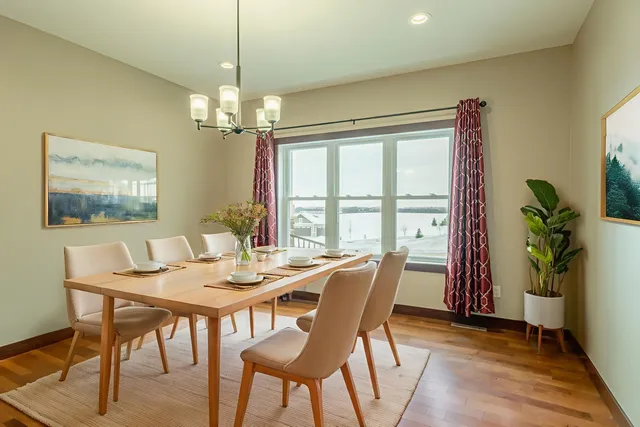 $2,000,000 | 7598 Driftless Rdg Way, Verona, WI 53593