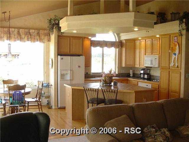 15290 Ridgefield Lane Colorado Springs, CO 80921 - Photo 3 of 10