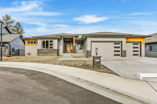 $1,149,900 | 3915 South Glendora Drive, Spokane, WA 99223