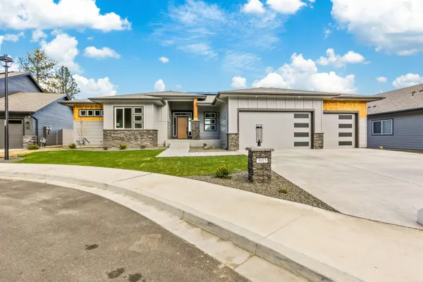$1,149,900 | 3915 South Glendora Drive, Spokane, WA 99223