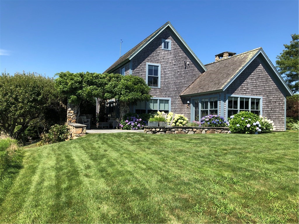 1220 West Side Road Block Island, RI 02807 - Photo 4 of 36