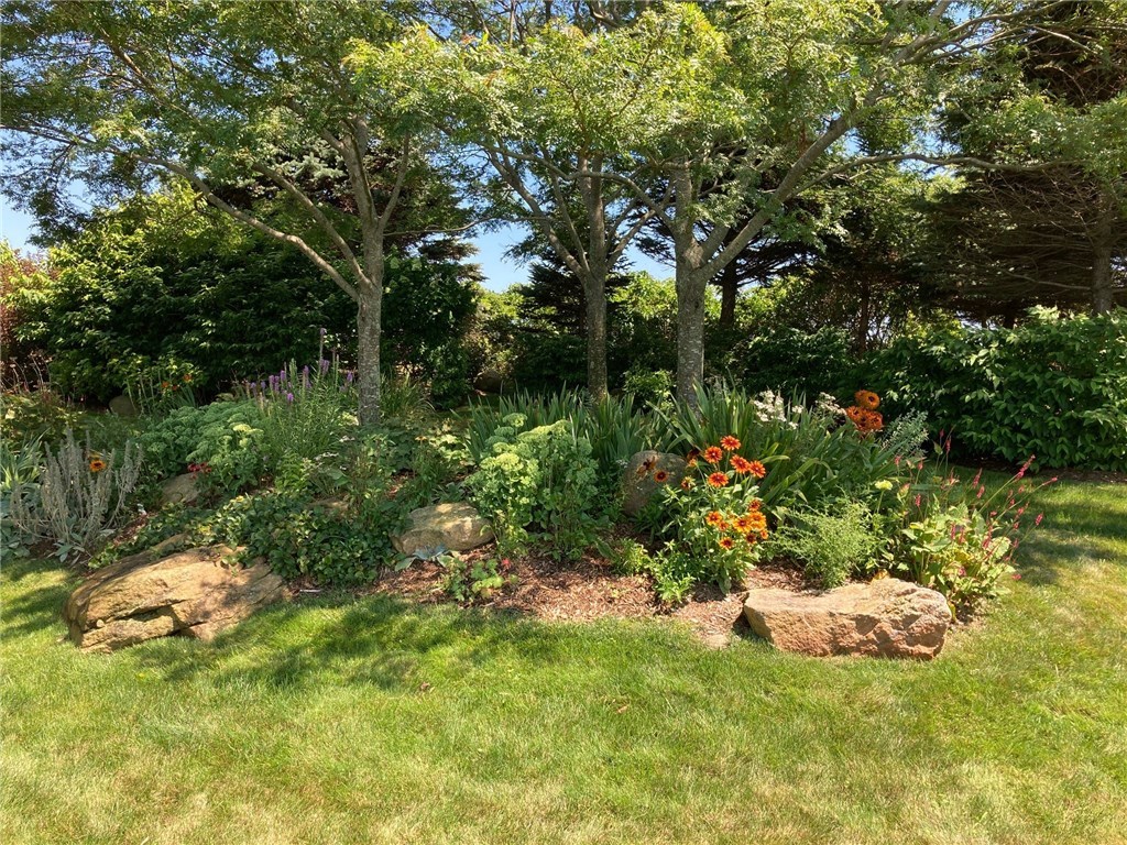 1220 West Side Road Block Island, RI 02807 - Photo 8 of 36