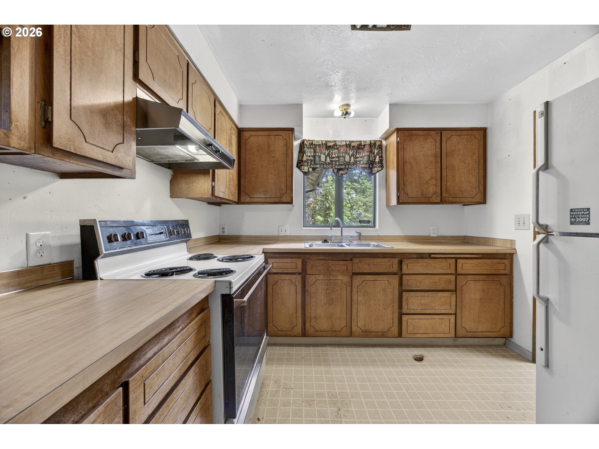 2332 24th Street Florence, OR 97439 - Photo 10 of 47