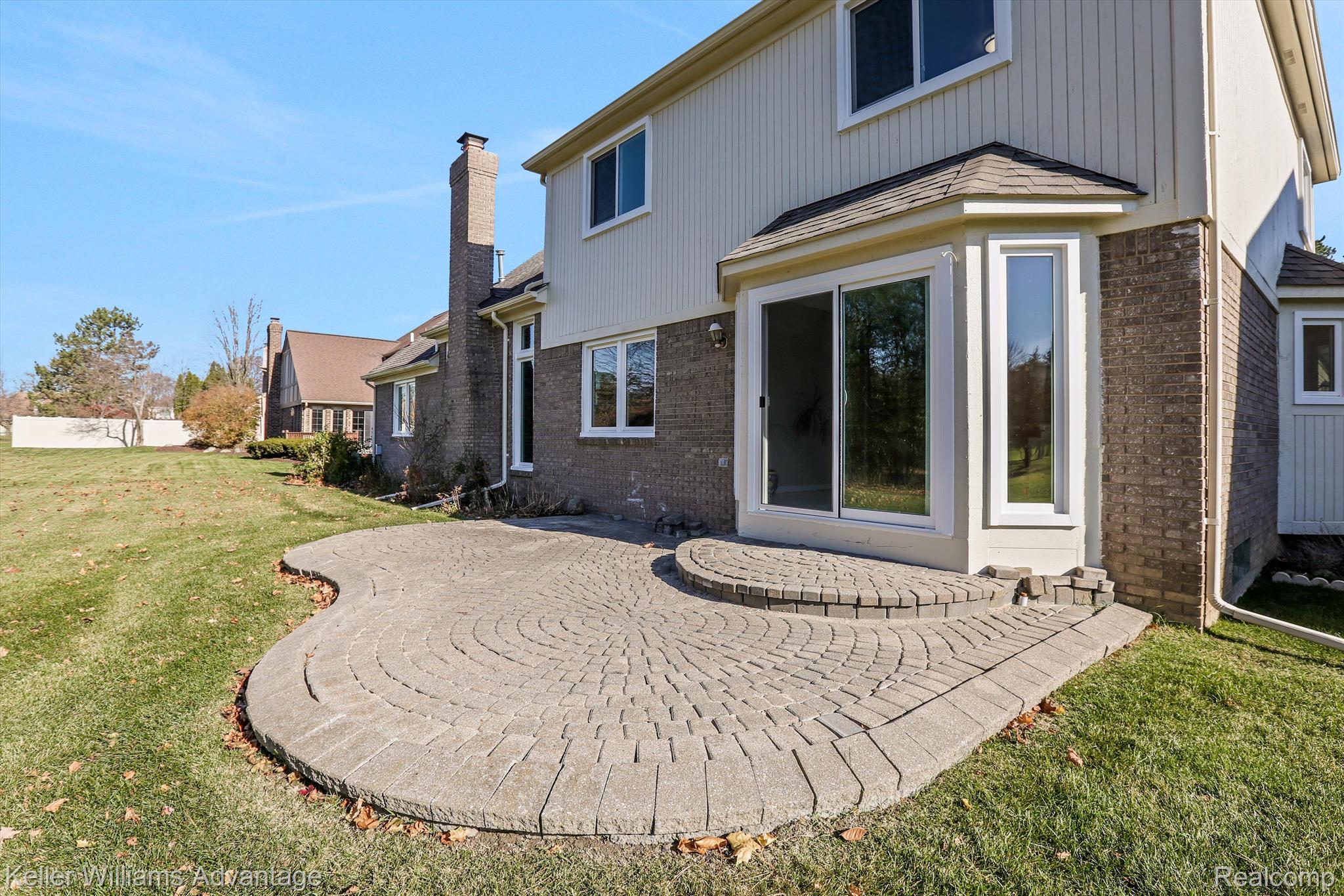 31262 Country Ridge Circle Farmington, MI 48331 - Photo 31 of 33 Gallery Image 31