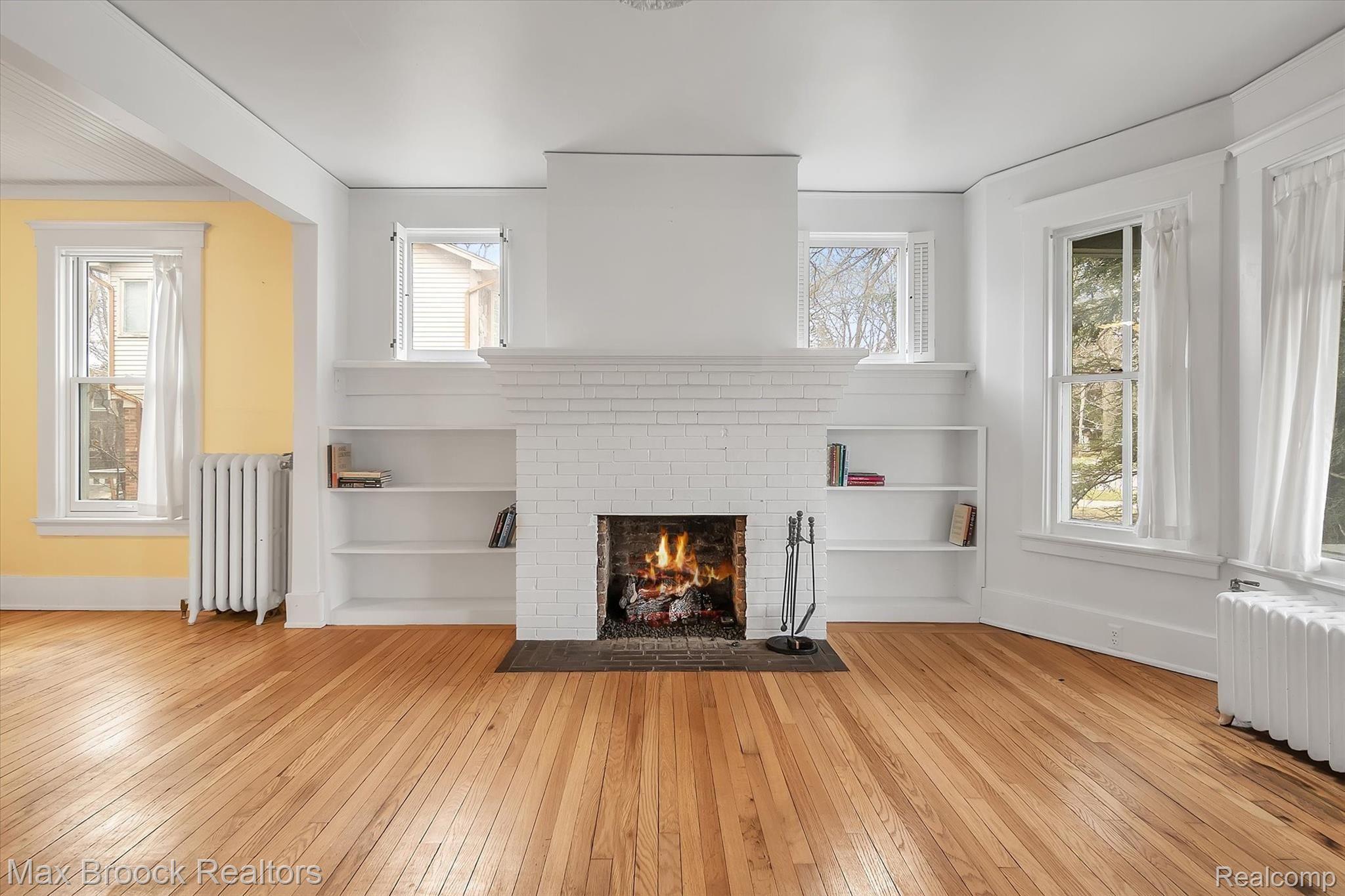 2300 West Maple Road Bloomfield Hills, MI 48301 - Photo 6 of 50 06-2300-W-Maple-Rd-WindowStill-Real-Estate-Photography-6.jpg