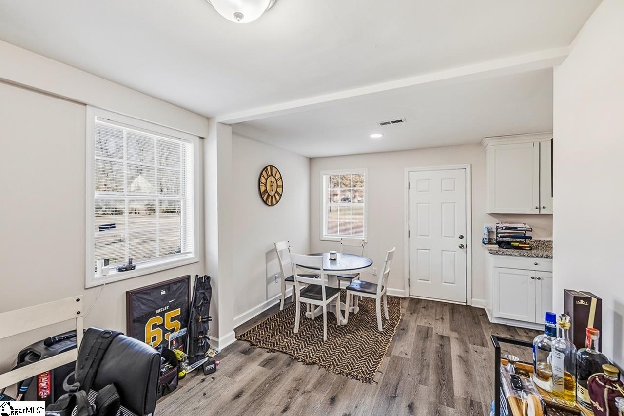 101 Pleasant Ridge Avenue Greenville, SC 29605 - Photo 11 of 27