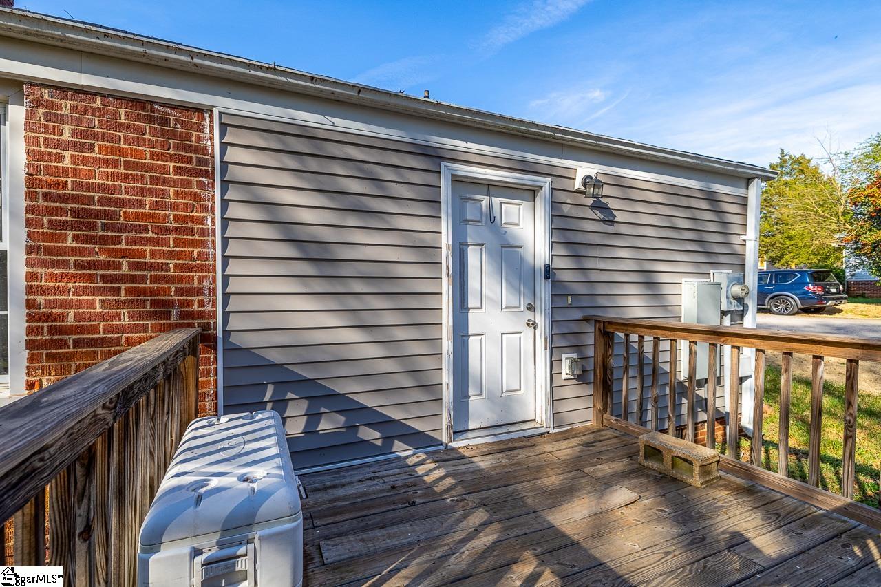 101 Pleasant Ridge Avenue Greenville, SC 29605 - Photo 23 of 27