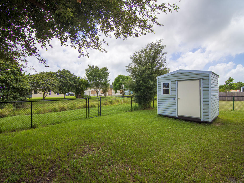 798 Southwest McCall Road Port St. Lucie, FL 34953 - Photo 23 of 33 26-164
