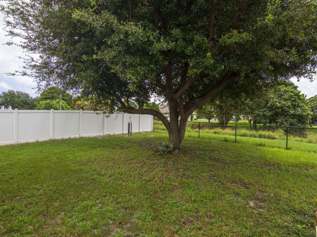 798 Southwest McCall Road Port St. Lucie, FL 34953 - Photo 32 of 33 35-163