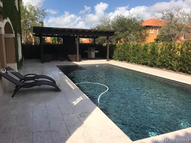 2661 Southwest 156th Place Miami, FL 33185 - Photo 2 of 14 Gallery Image 2