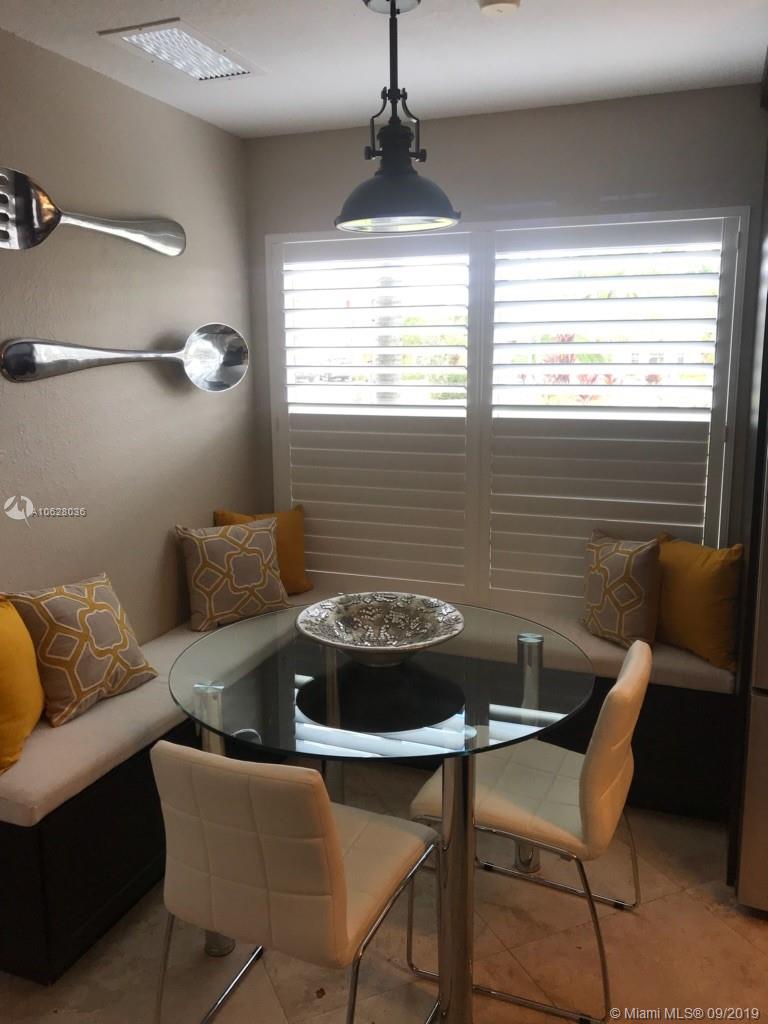 2661 Southwest 156th Place Miami, FL 33185 - Photo 7 of 14 Gallery Image 7