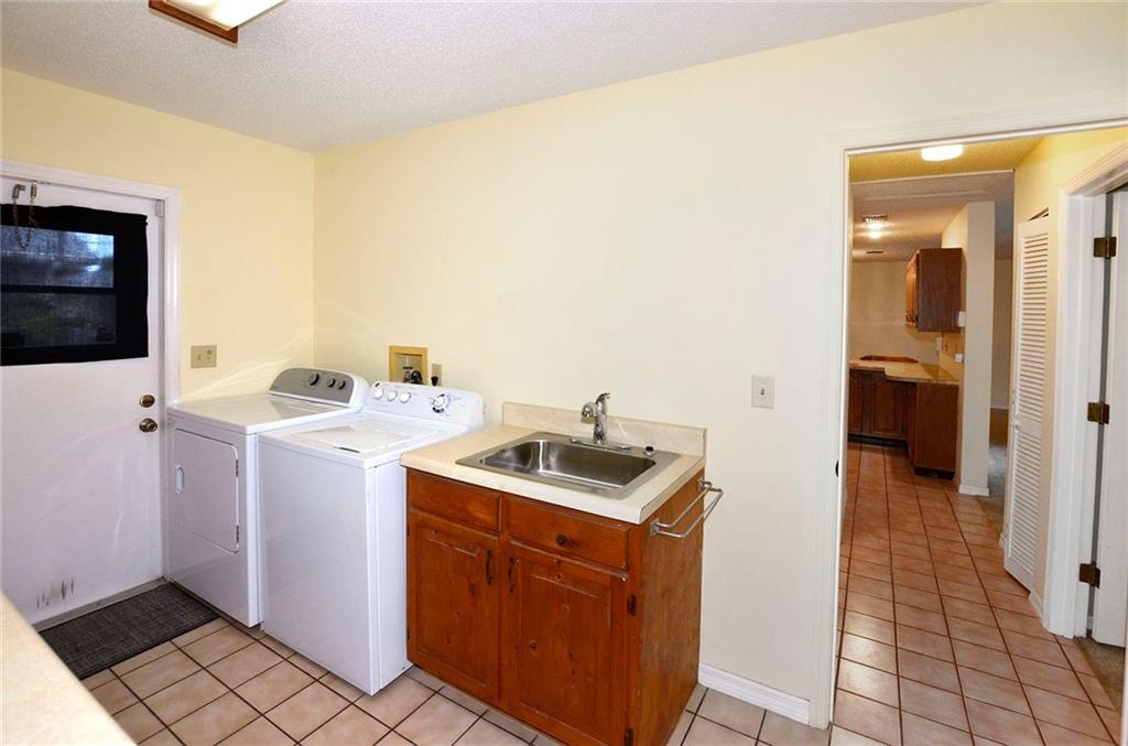 7404 Roberts Road Fort Pierce, FL 34951 - Photo 19 of 29 Gallery Image 19