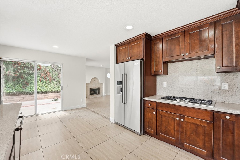 1621 San Almada Road Corona, CA 92882 - Photo 20 of 49