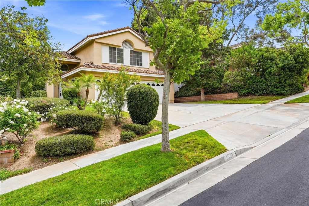 1621 San Almada Road Corona, CA 92882 - Photo 2 of 49