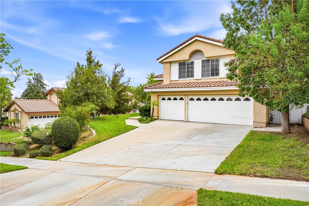 1621 San Almada Road Corona, CA 92882 - Photo 3 of 49