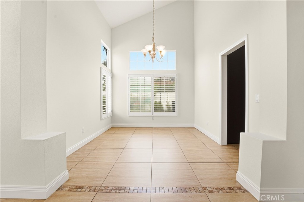 1621 San Almada Road Corona, CA 92882 - Photo 8 of 49